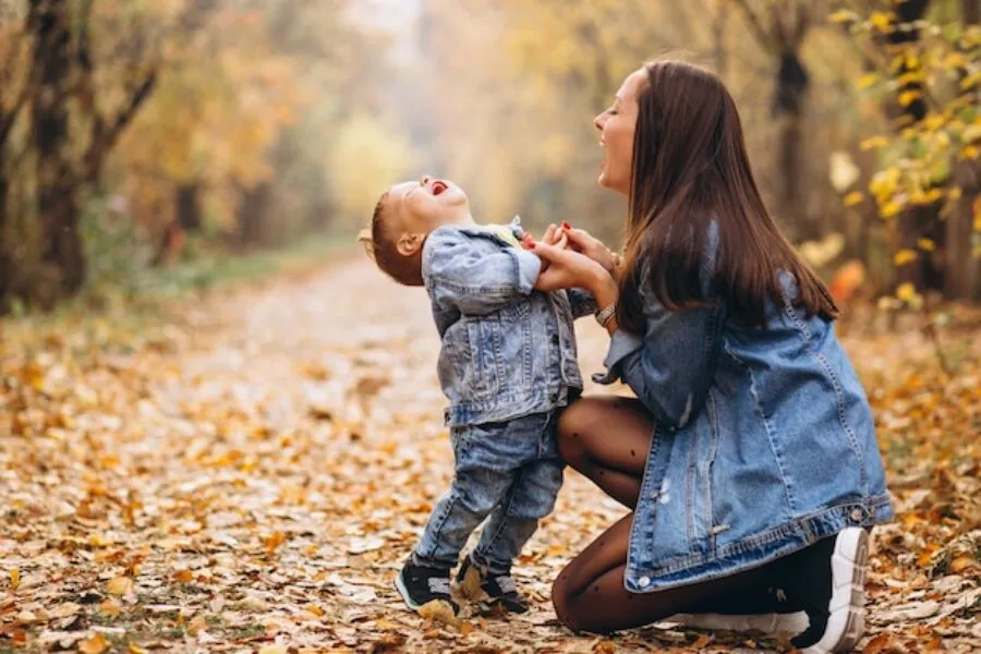 Mama i dziecko sukienki: Jak stworzyć harmonijne zestawy na każdą okazję